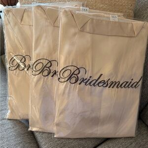 NEW Bridesmaid Satin Robe - Blush Pink Embroidered (3)